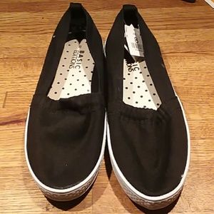 Basic Edition black canvas slip on